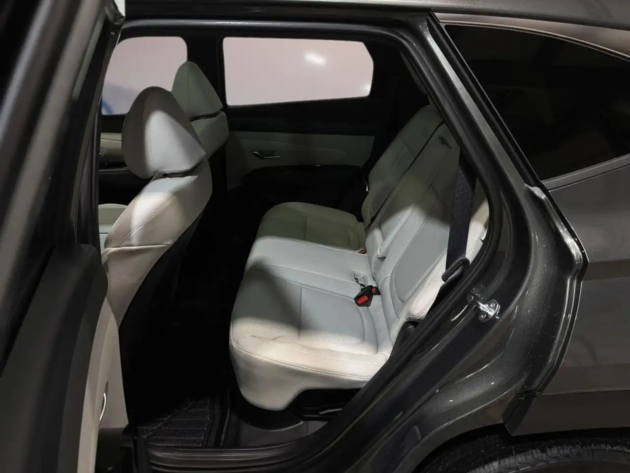 Hyundai TUCSON снимка Hyundai TUCSON