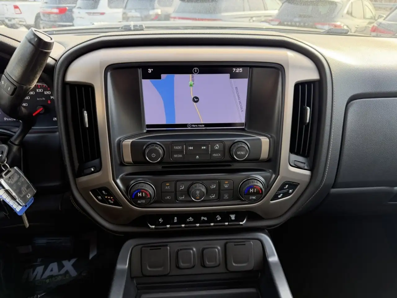 GMC Sierra 2500HD снимка GMC Sierra 2500HD