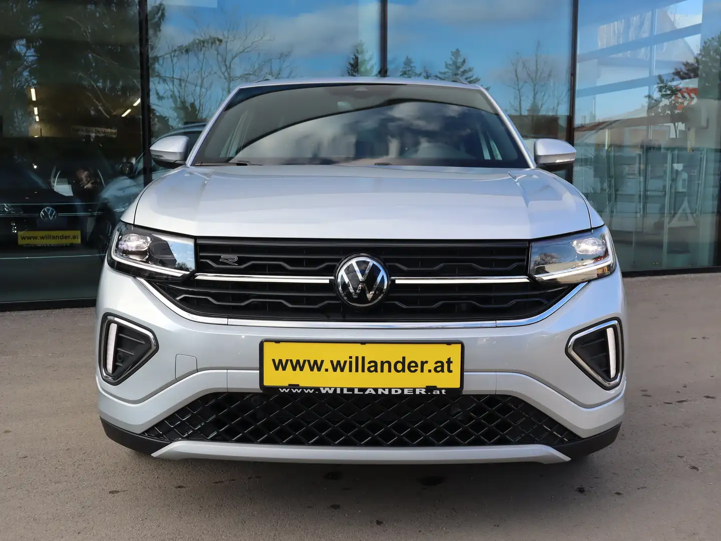 Volkswagen T-Cross R-Line DSG Grau - 2