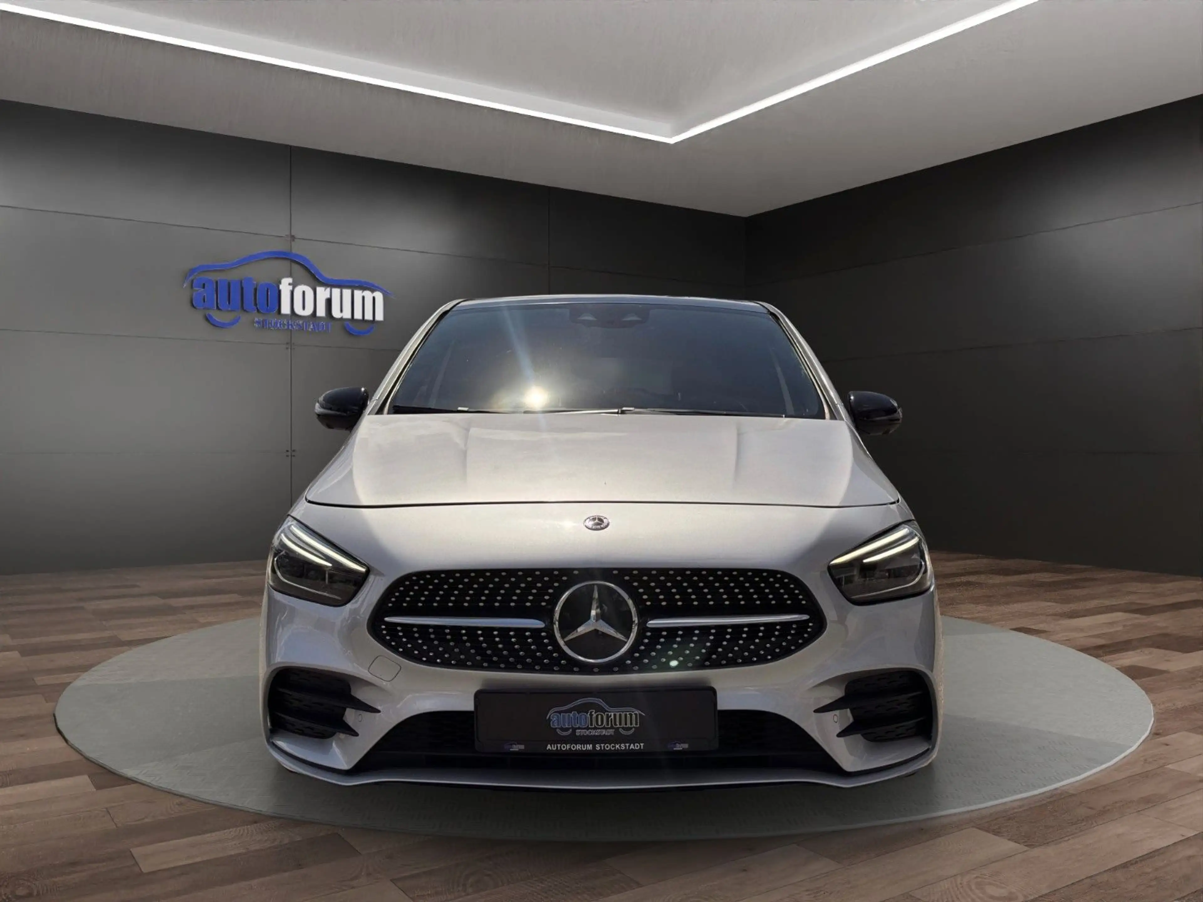 Mercedes-Benz B 220 d AMG°AHK°PANO°360°KAMERA°BURMESTER°MEMORY — photo 2