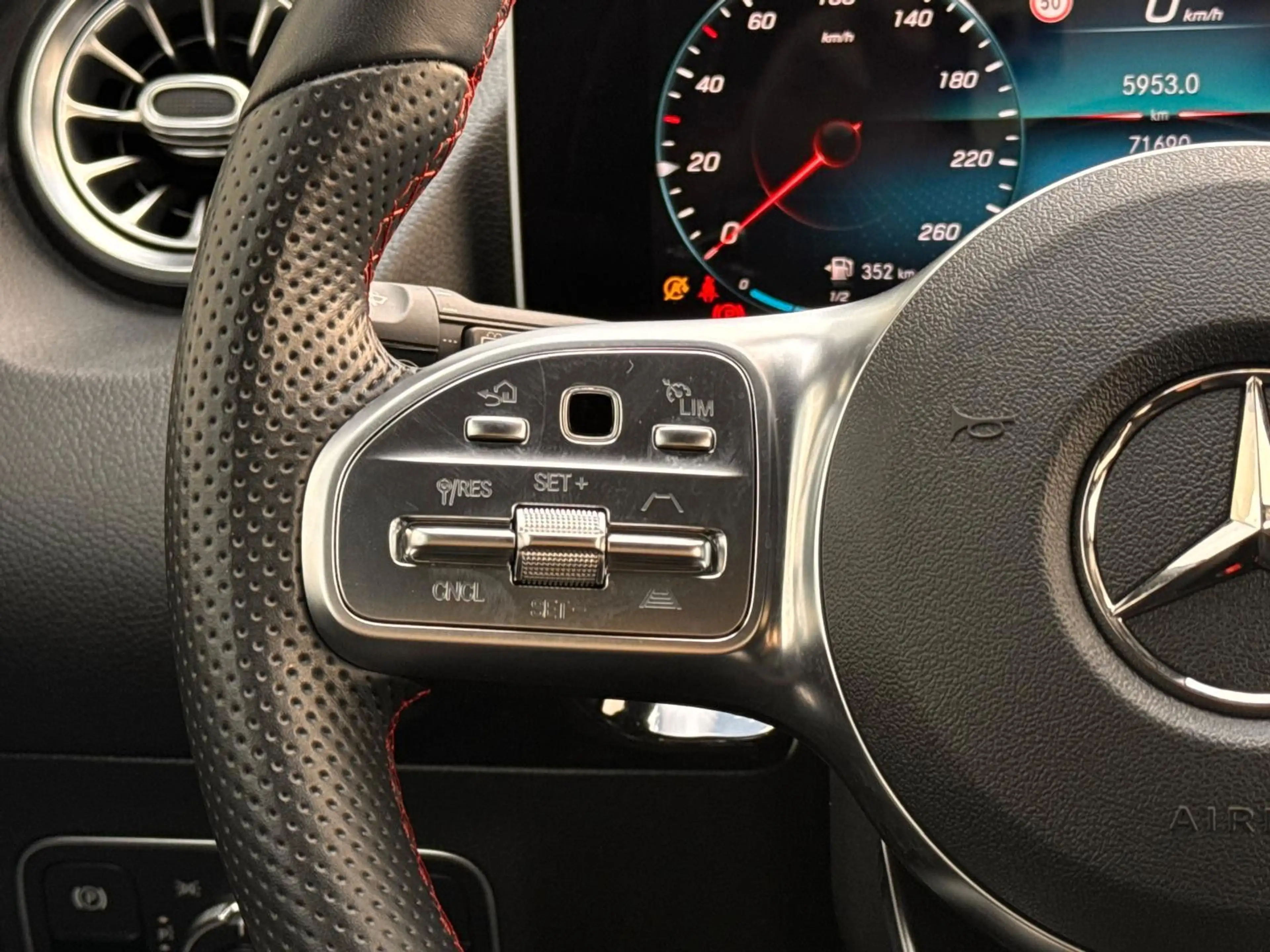 Mercedes-Benz B 220 d AMG°AHK°PANO°360°KAMERA°BURMESTER°MEMORY — photo 13