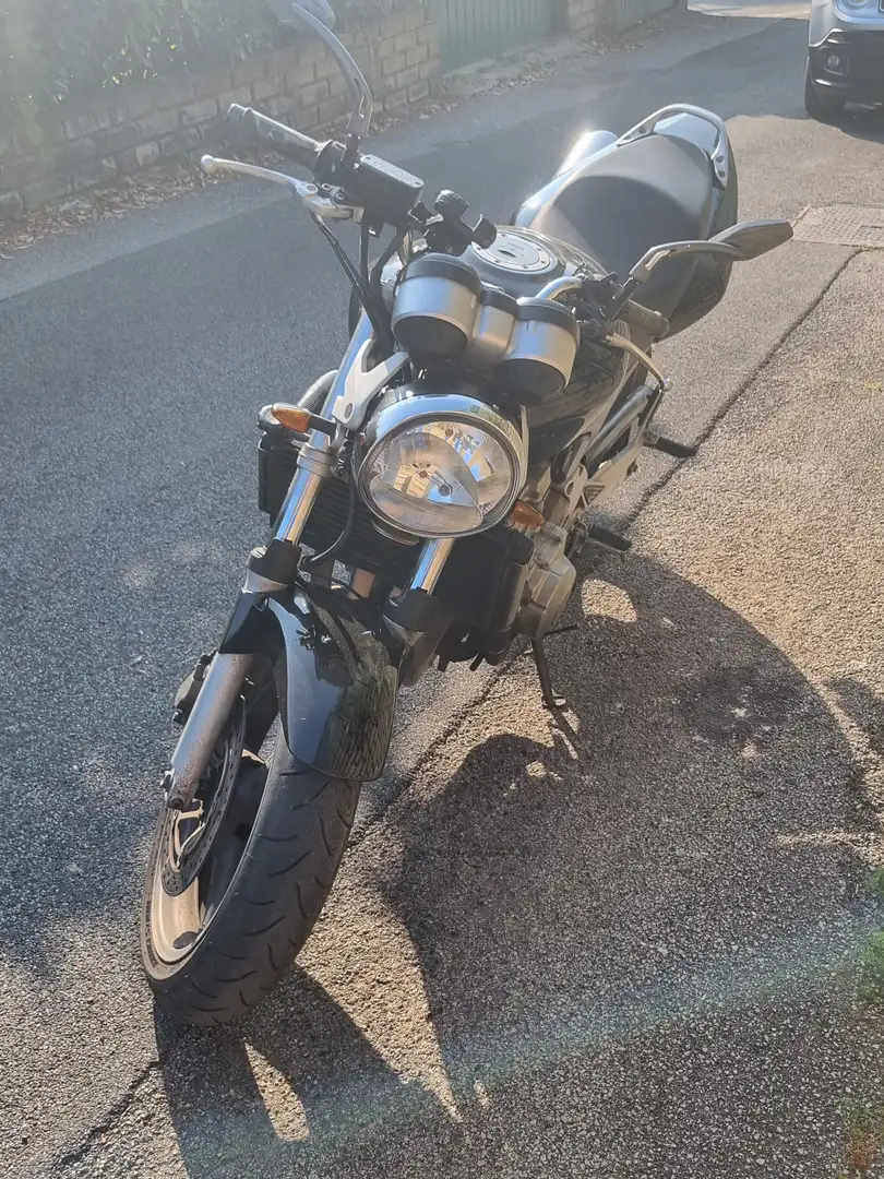 Honda Hornet 600 Černá - 2