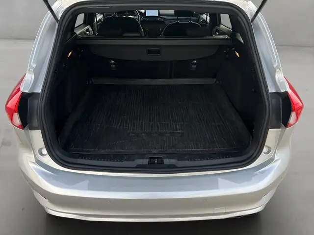 Ford Focus view 7