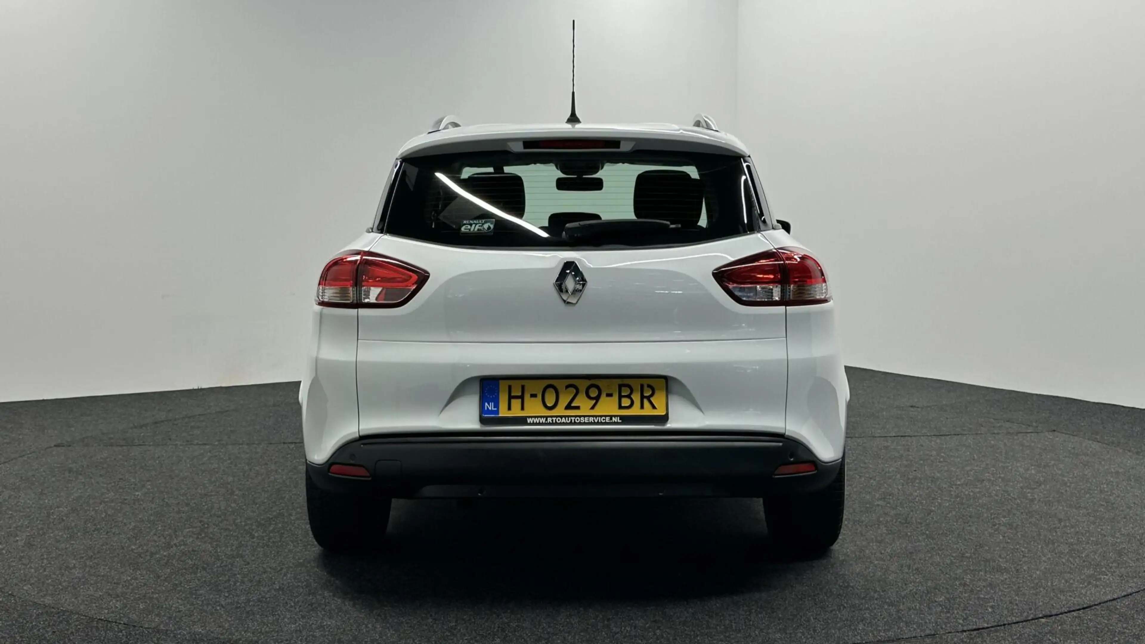 Renault Clio Estate 0.9 TCe Limited CRUISE NAVI CARPLAY. — photo 7