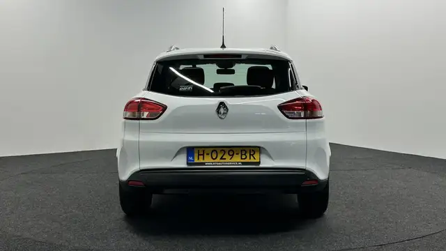 Renault Clio view 7