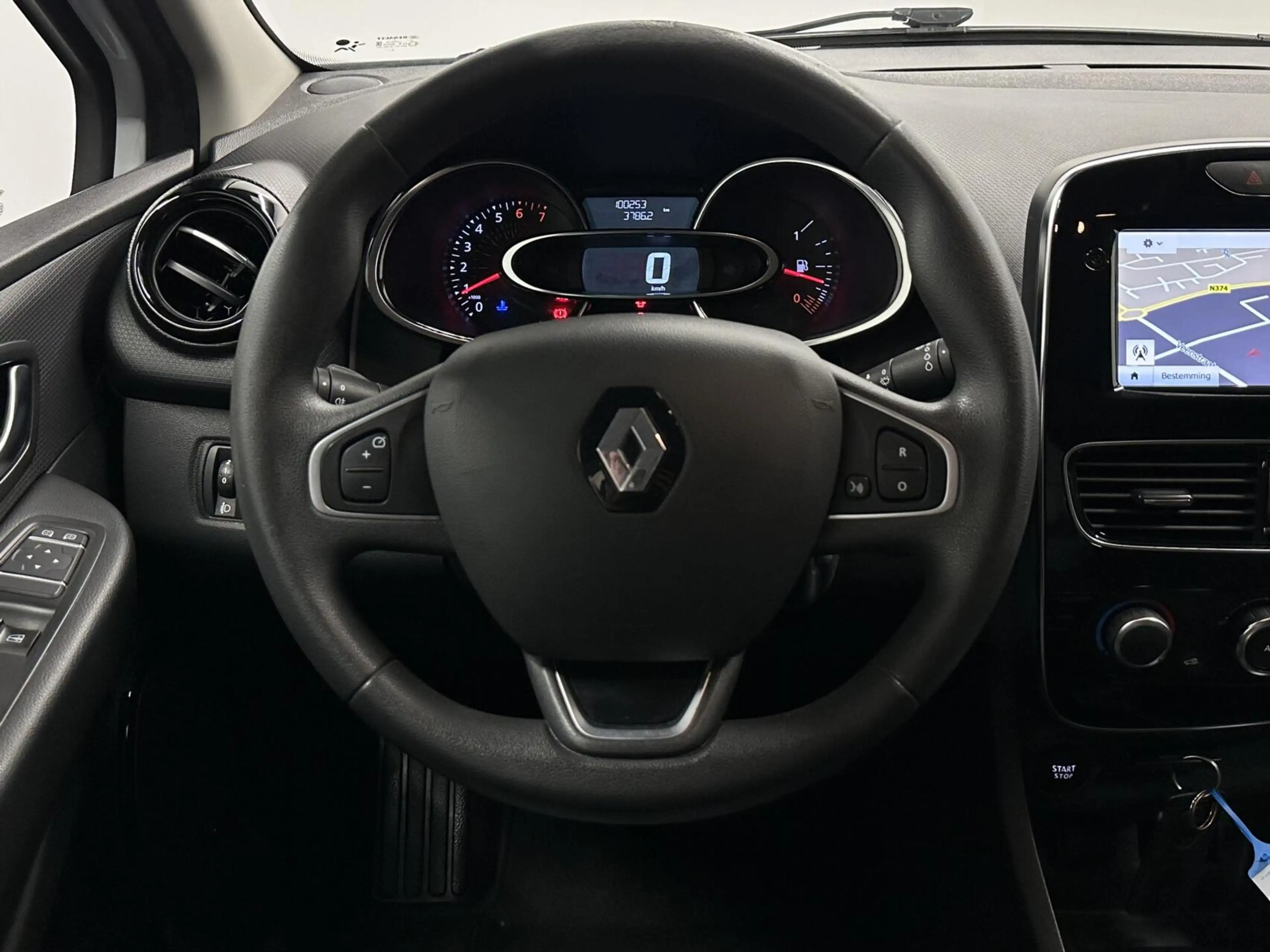 Renault Clio Estate 0.9 TCe Limited CRUISE NAVI CARPLAY. — photo 17