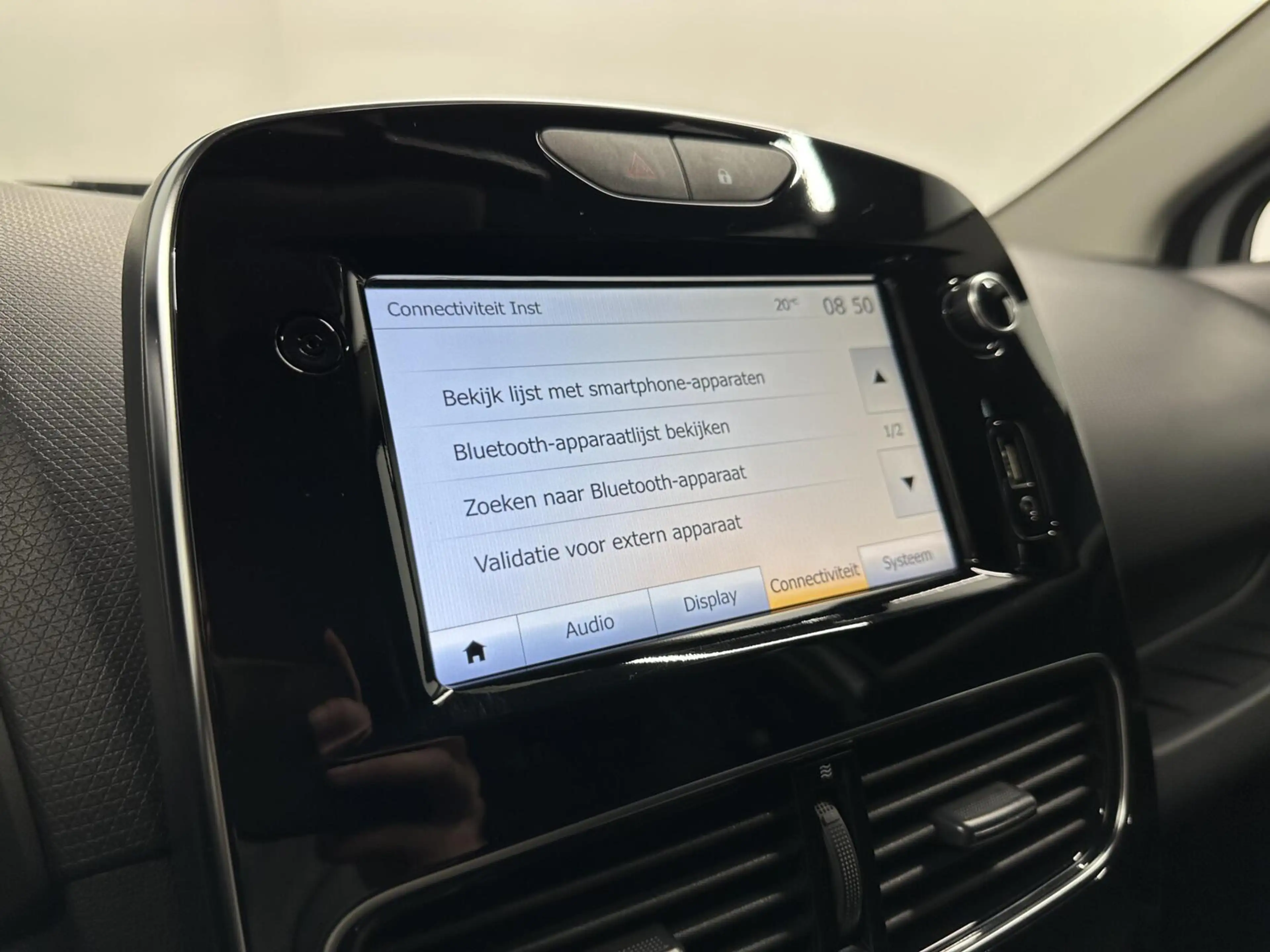 Renault Clio Estate 0.9 TCe Limited CRUISE NAVI CARPLAY. — photo 31