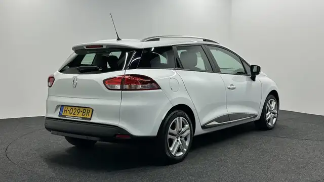Renault Clio view 5