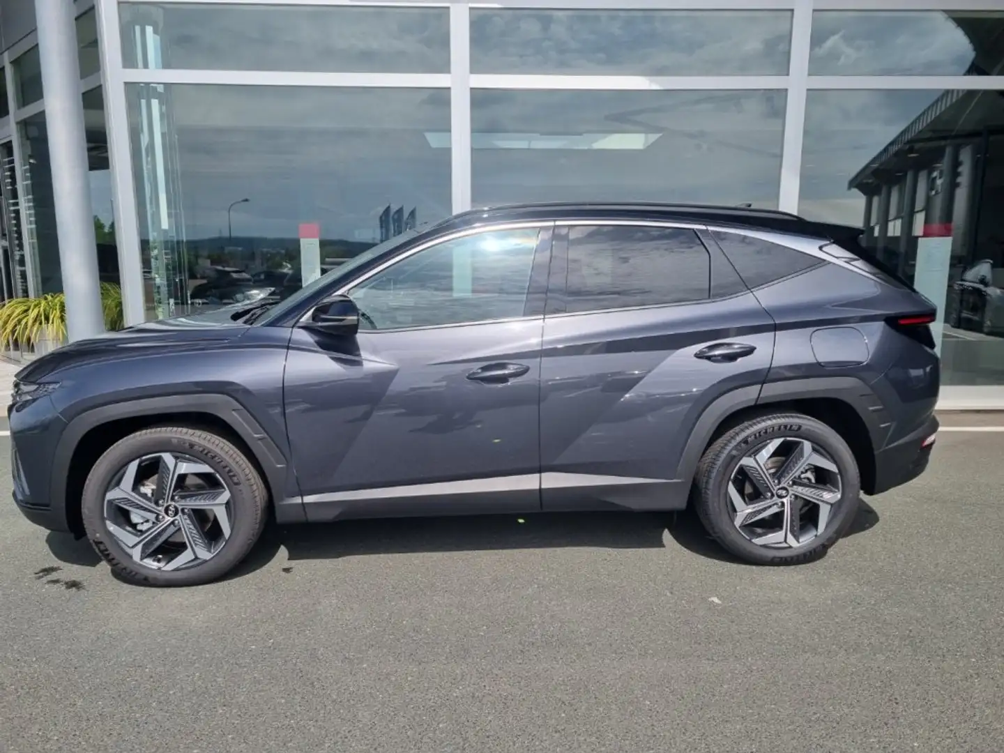 Hyundai TUCSON NX4 Prestige Line 1,6 T-GDi PHEV 4WD AT t1pp0-O2 Zwart - 2