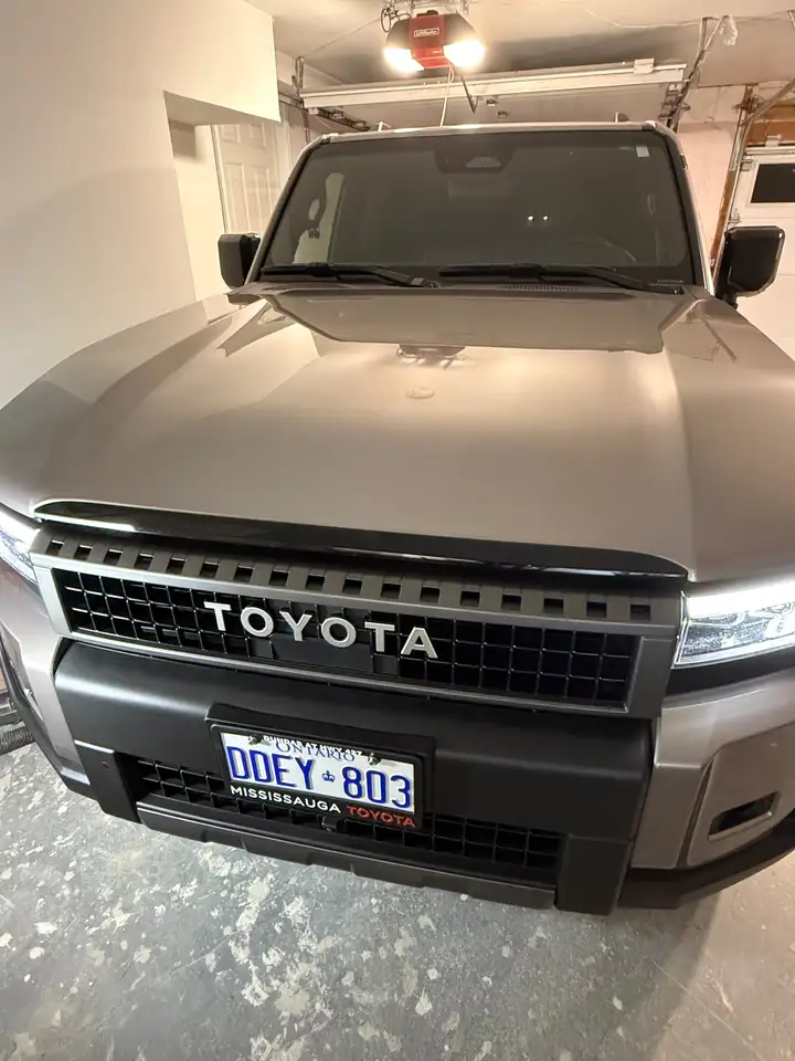 Toyota Land Cruiser снимка Toyota Land Cruiser