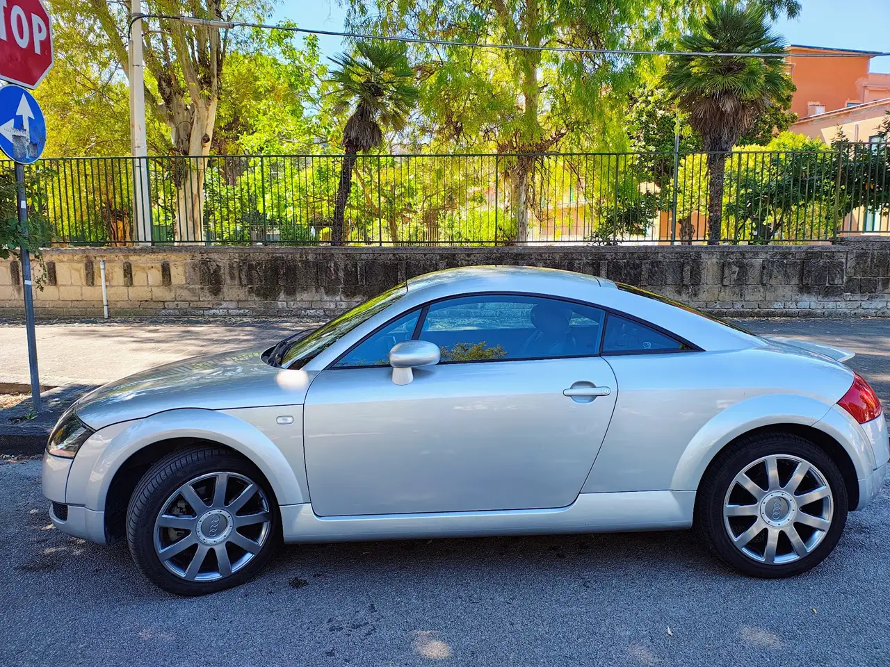 Audi TT 1.8t, foto 2
