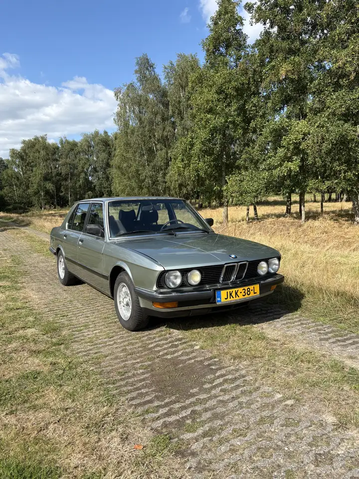 BMW 524td, foto 4