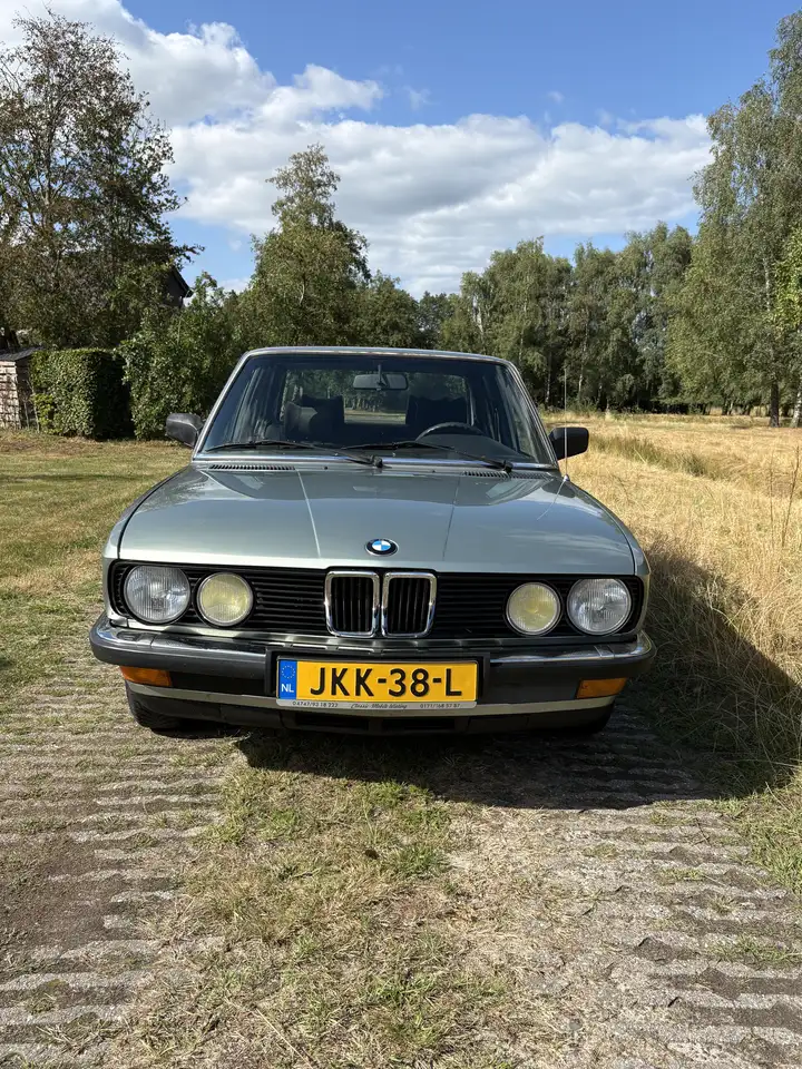 BMW 524td, foto 3