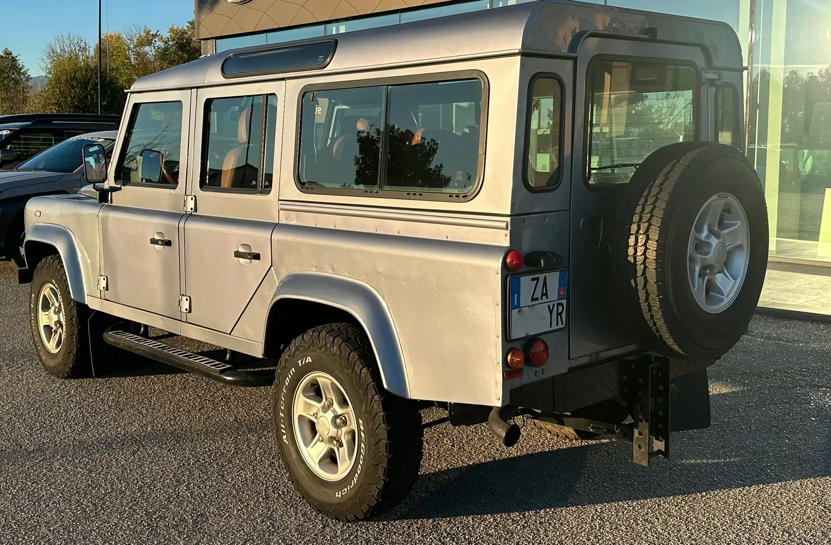 Land Rover Defender Defender VI 2007 110/130 110 2.4 td SE SW Argento - 2