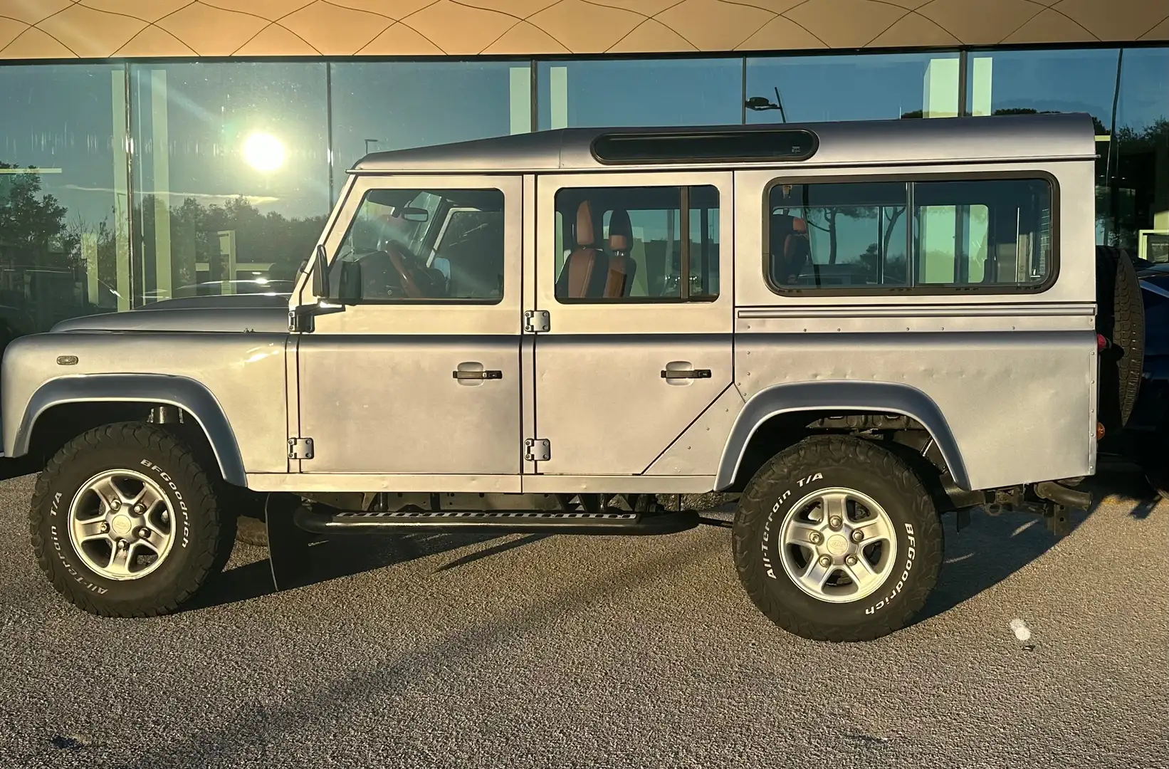 Land Rover Defender Defender VI 2007 110/130 110 2.4 td SE SW Argento - 1