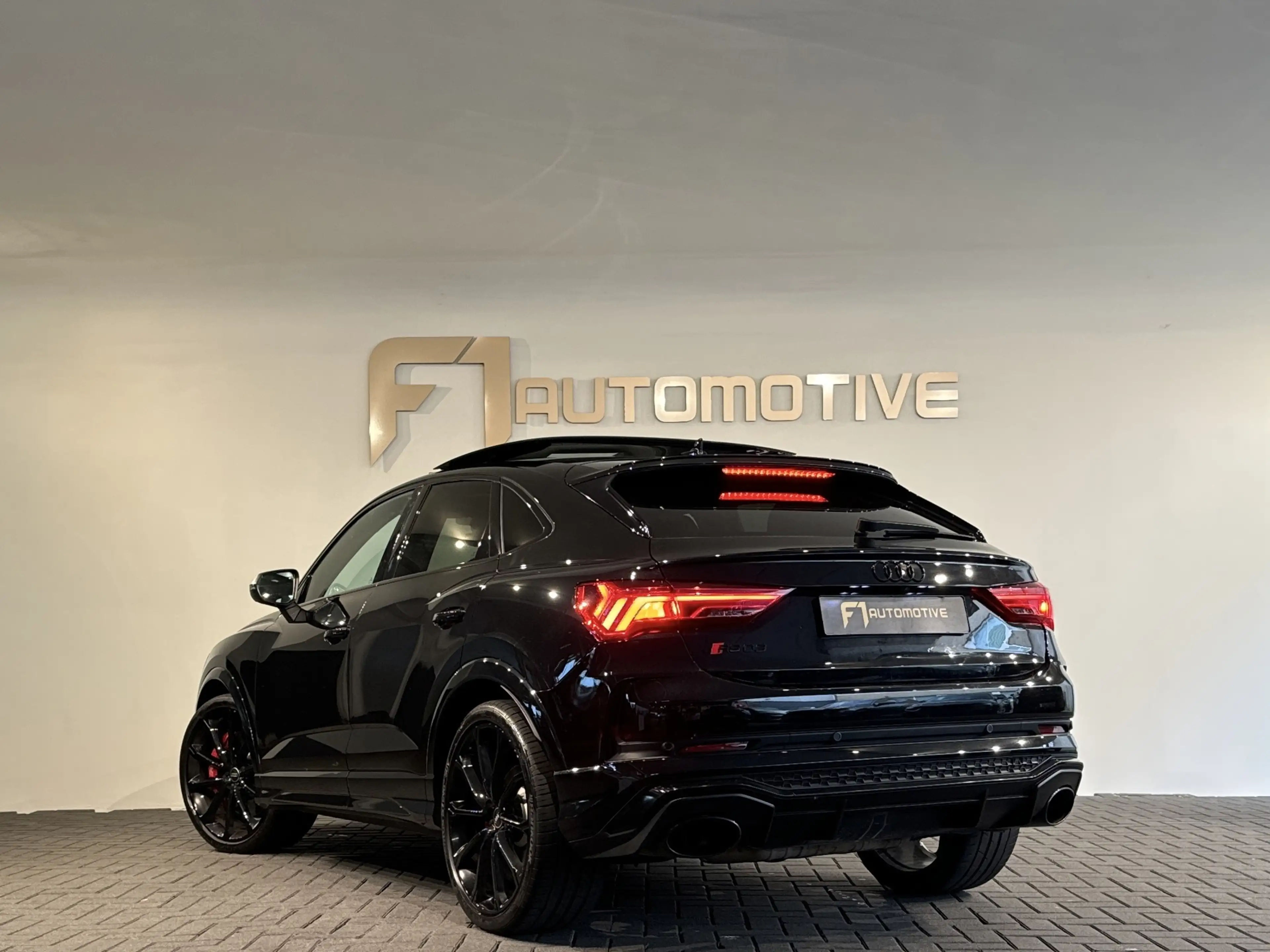 Audi RS Q3 RSQ3 Sportback 2.5 TFSI Sportback Pano|Memory|Sono — photo 4