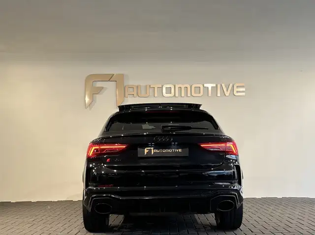 Audi RS Q3 view 5