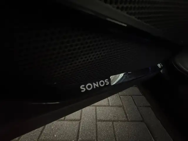 Audi RS Q3 view 14