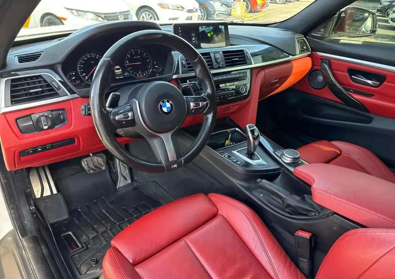 BMW 4 Series photo BMW 4 Series