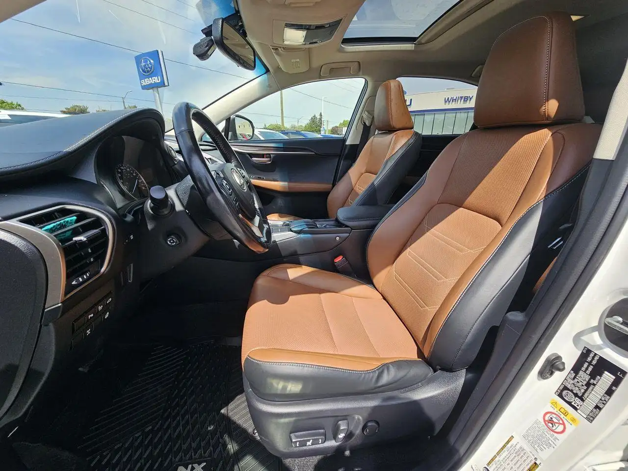 Lexus NX снимка Lexus NX