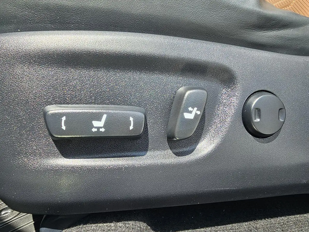 Lexus NX снимка Lexus NX