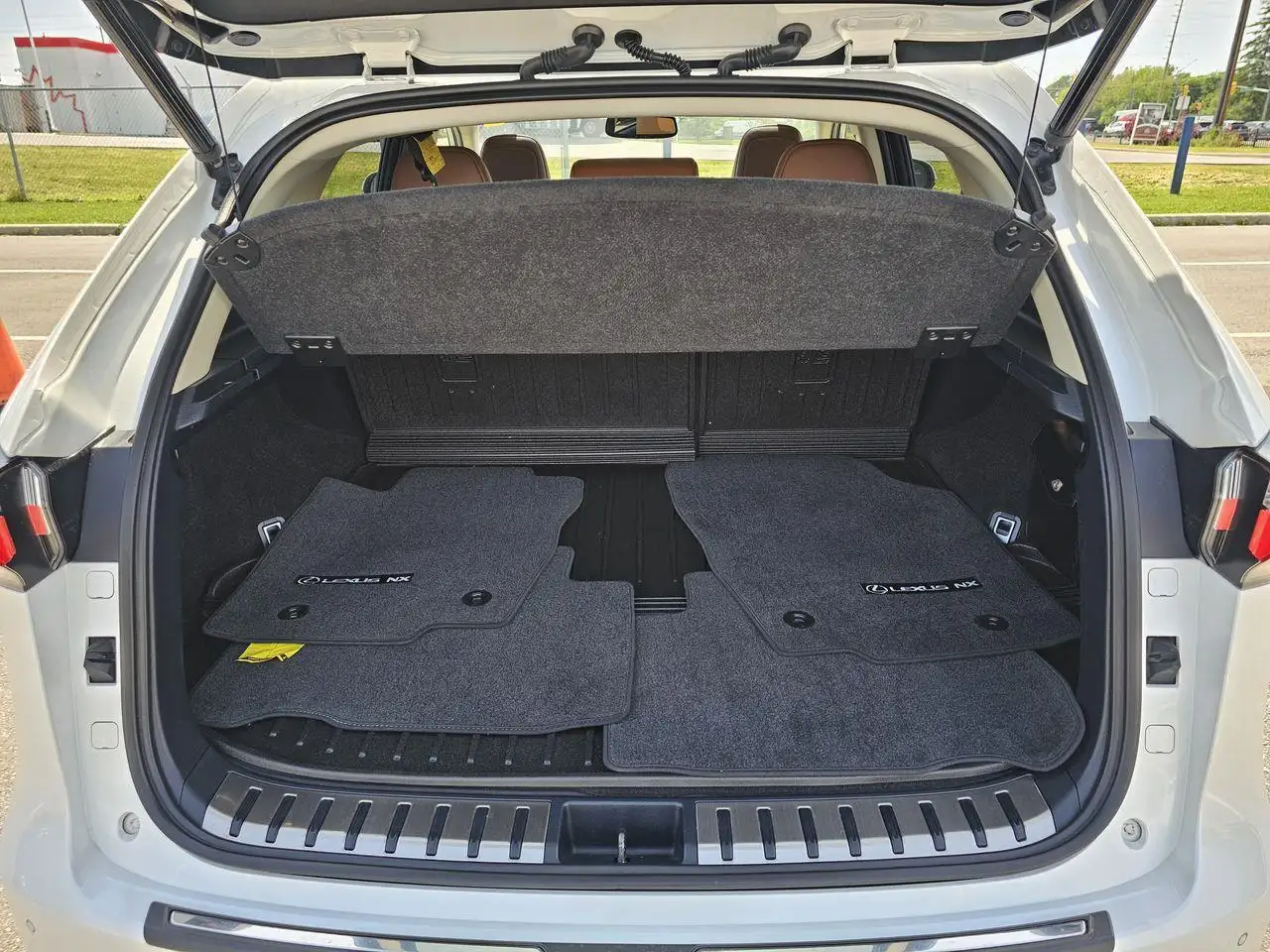Lexus NX снимка Lexus NX