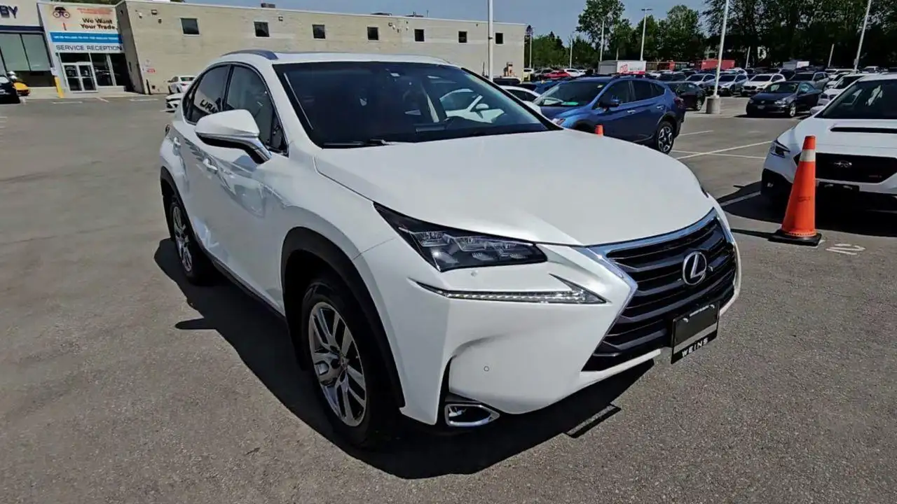 Lexus NX снимка Lexus NX