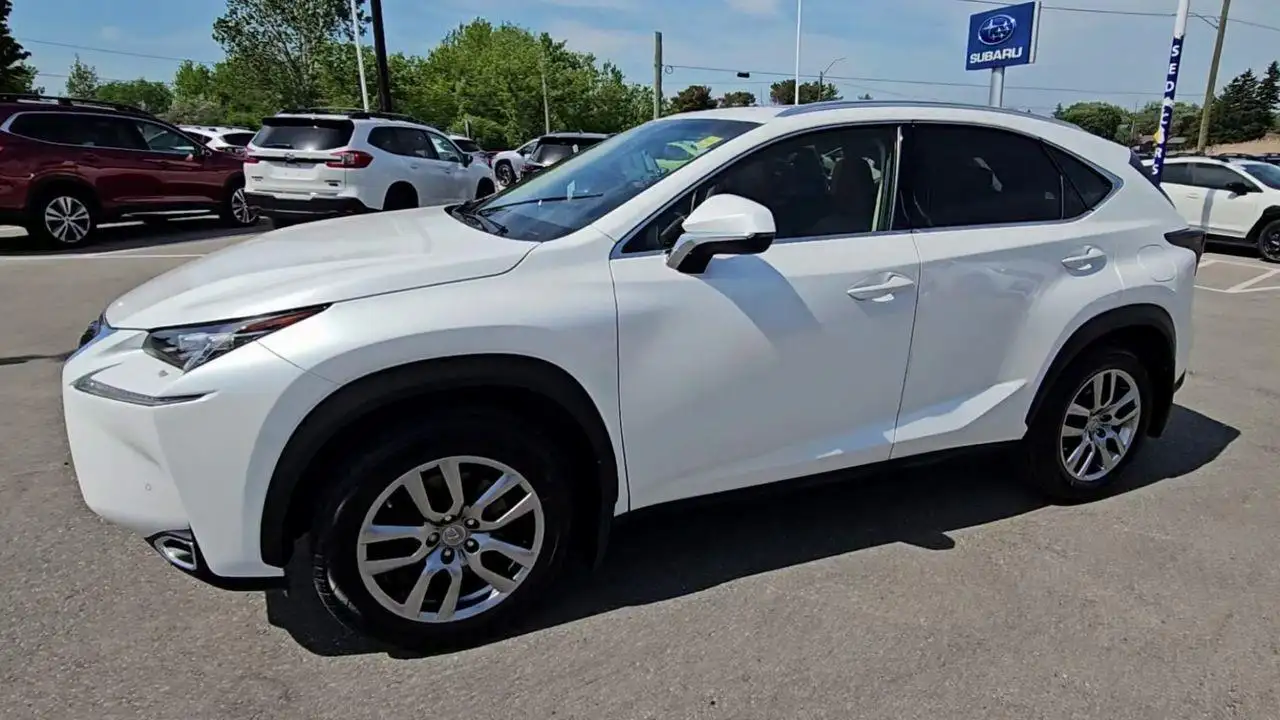 Lexus NX снимка Lexus NX