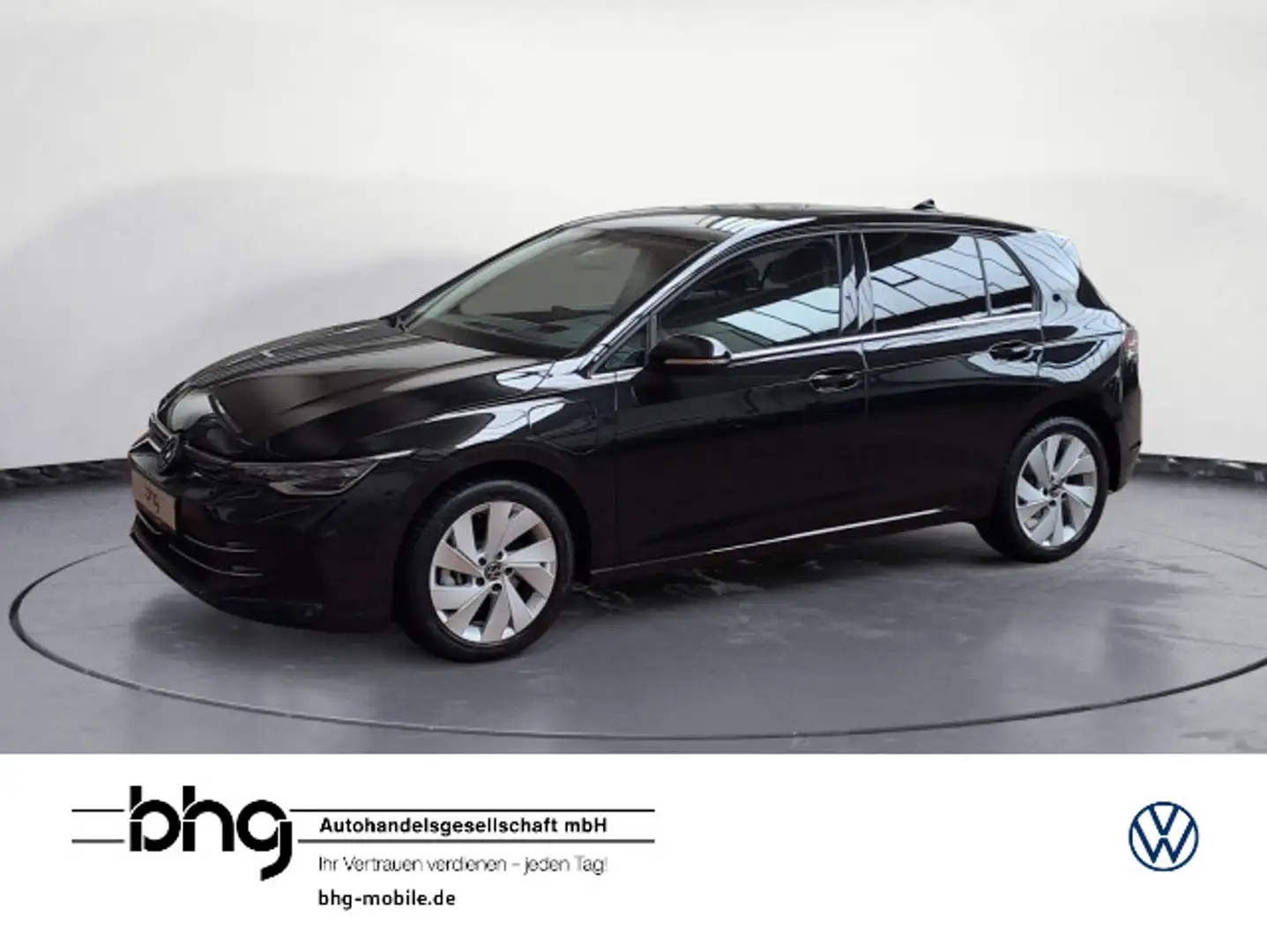 Volkswagen Golf 1.5 eHybrid OPF DSG Style *AHK*HEAD-UP*MASS Schwarz - 1
