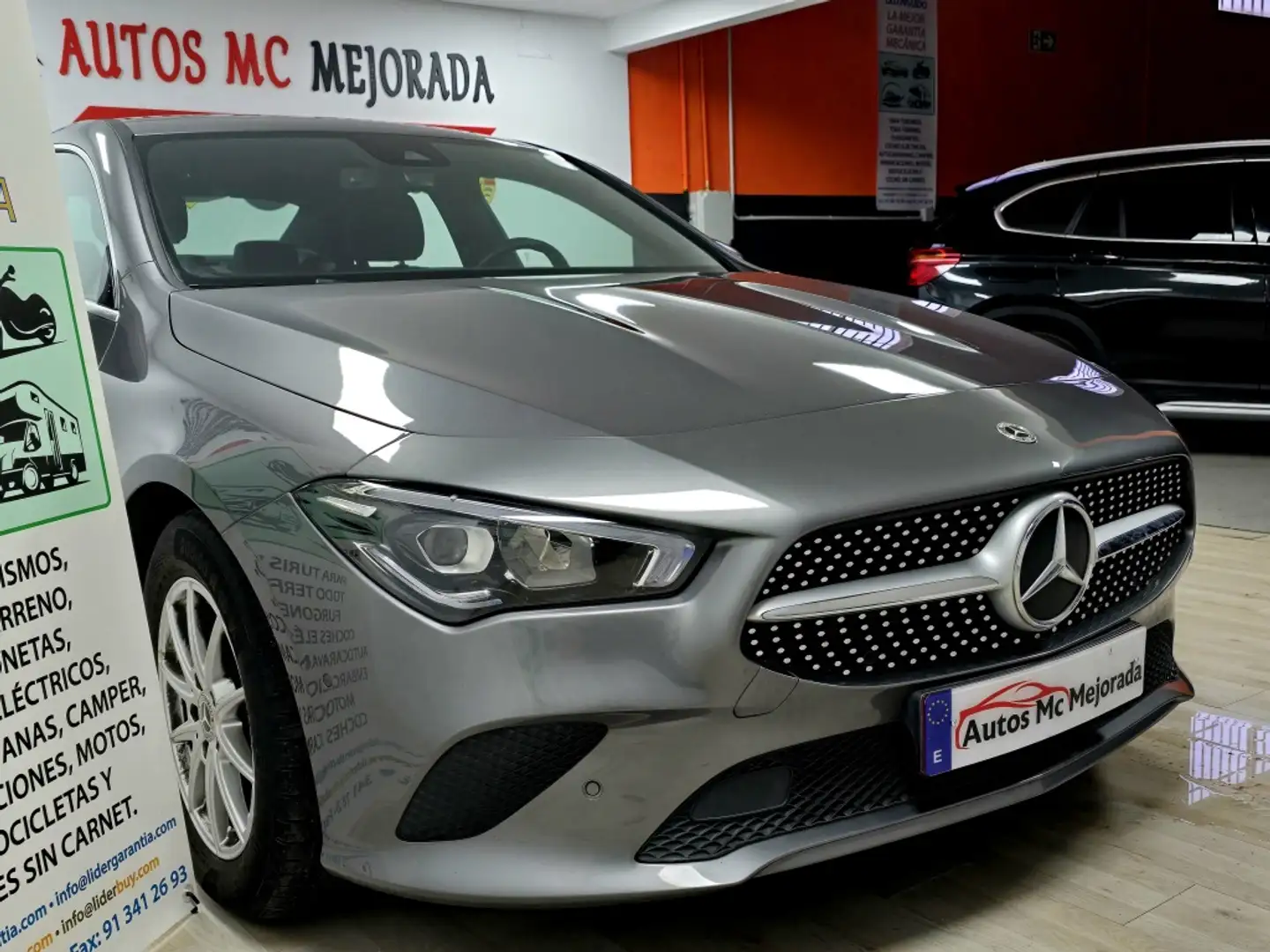 Mercedes-Benz CLA 180 d Business Line Grau - 2