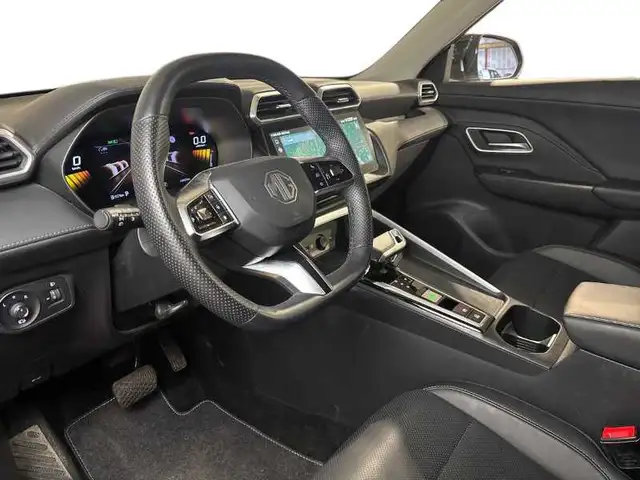 MG ZS view 11