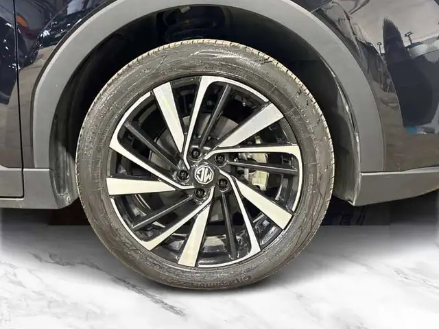 MG ZS view 8