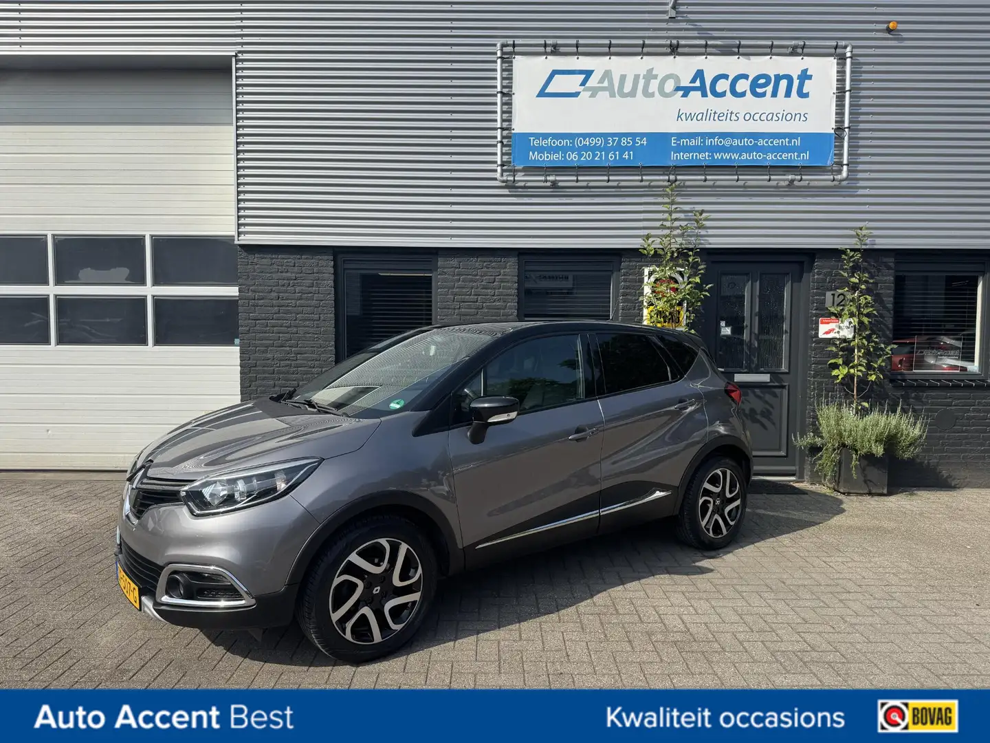 Renault Captur 0.9 TCe Xmod Leder/Camera/Trekhaak/161dkm... Grijs - 1