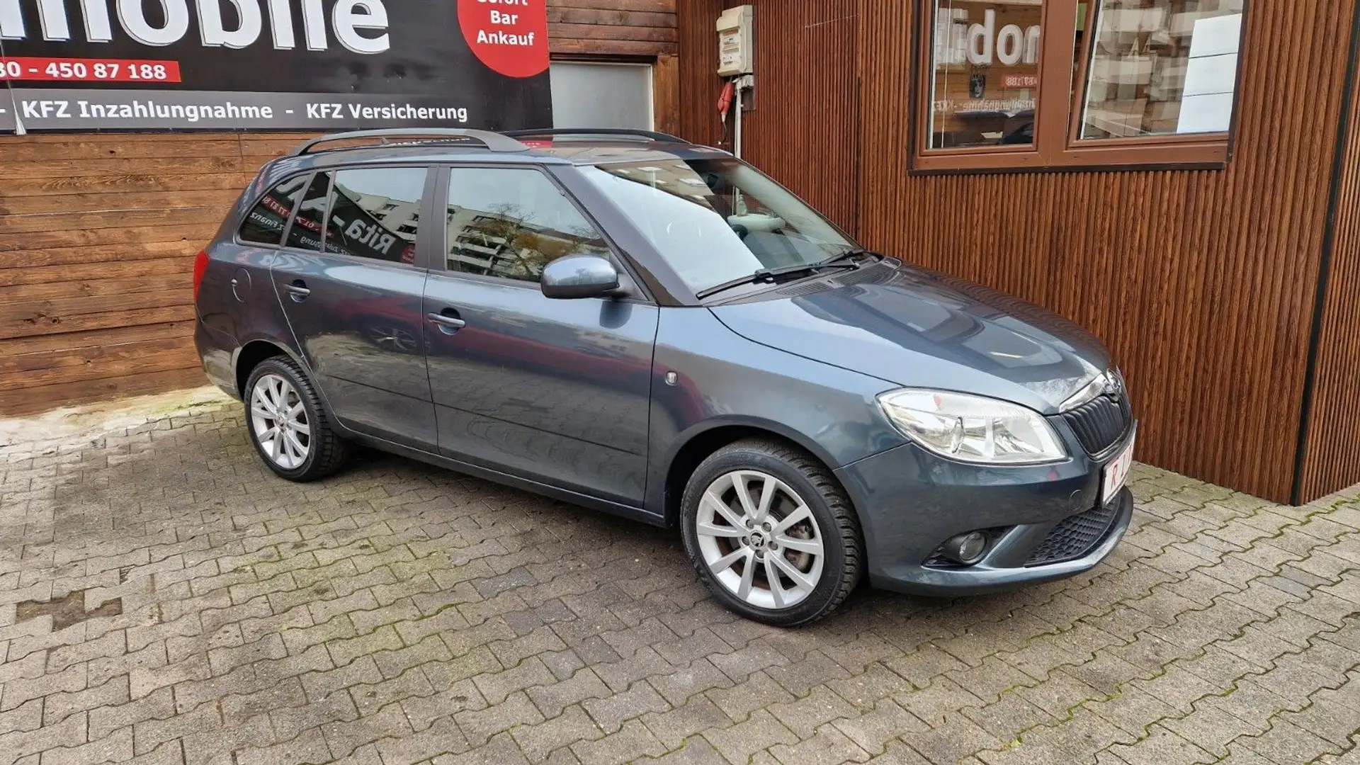 Skoda Fabia Combi Ambition Automatik, 1 Hand Szary - 2