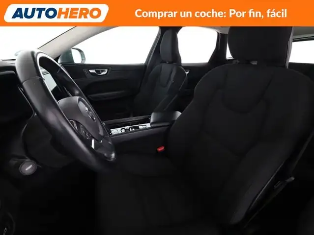 Volvo XC60 view 11