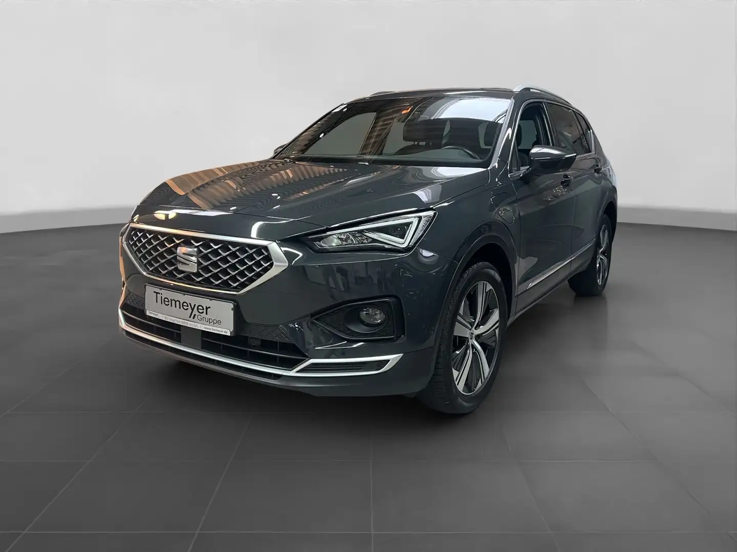 SEAT Tarraco 1.4 e-Hybrid X-PERIENCE NAVI LENKRADHEIZ Grau - 2