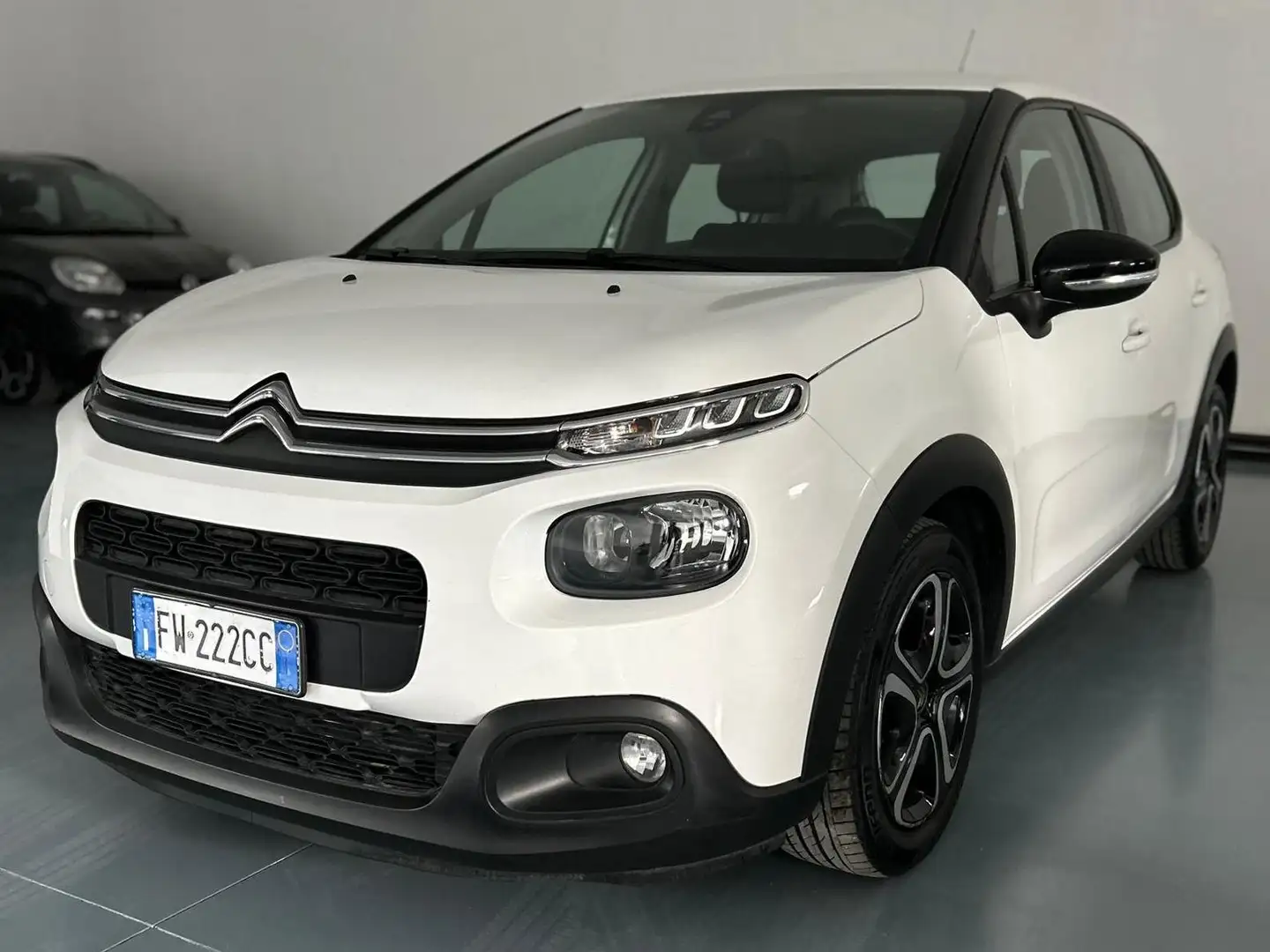 Citroen C3 C3 1.5 bluehdi Shine Blanc - 1