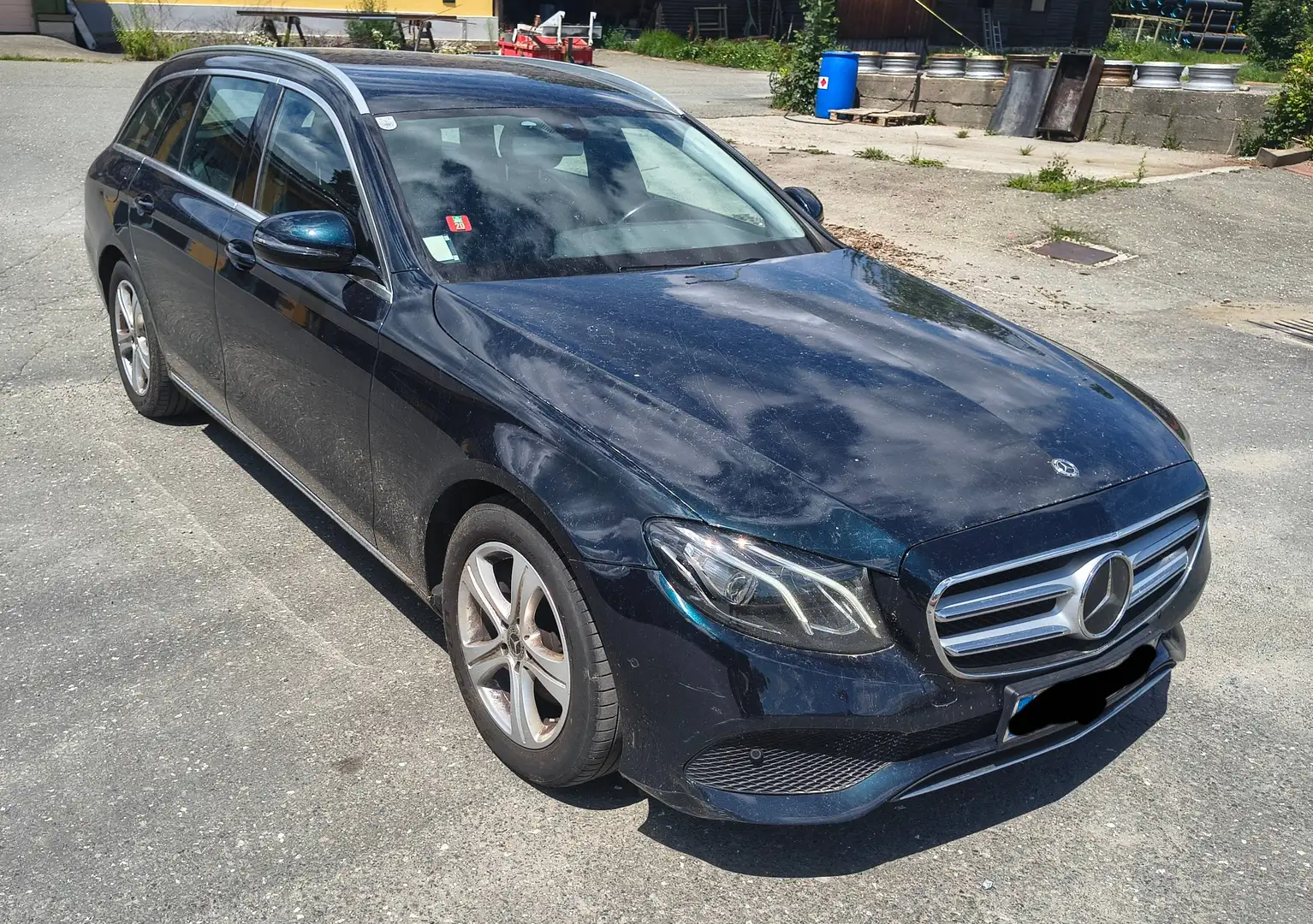 Mercedes-Benz E 220 E 220 d T 4MATIC Aut. Grün - 2