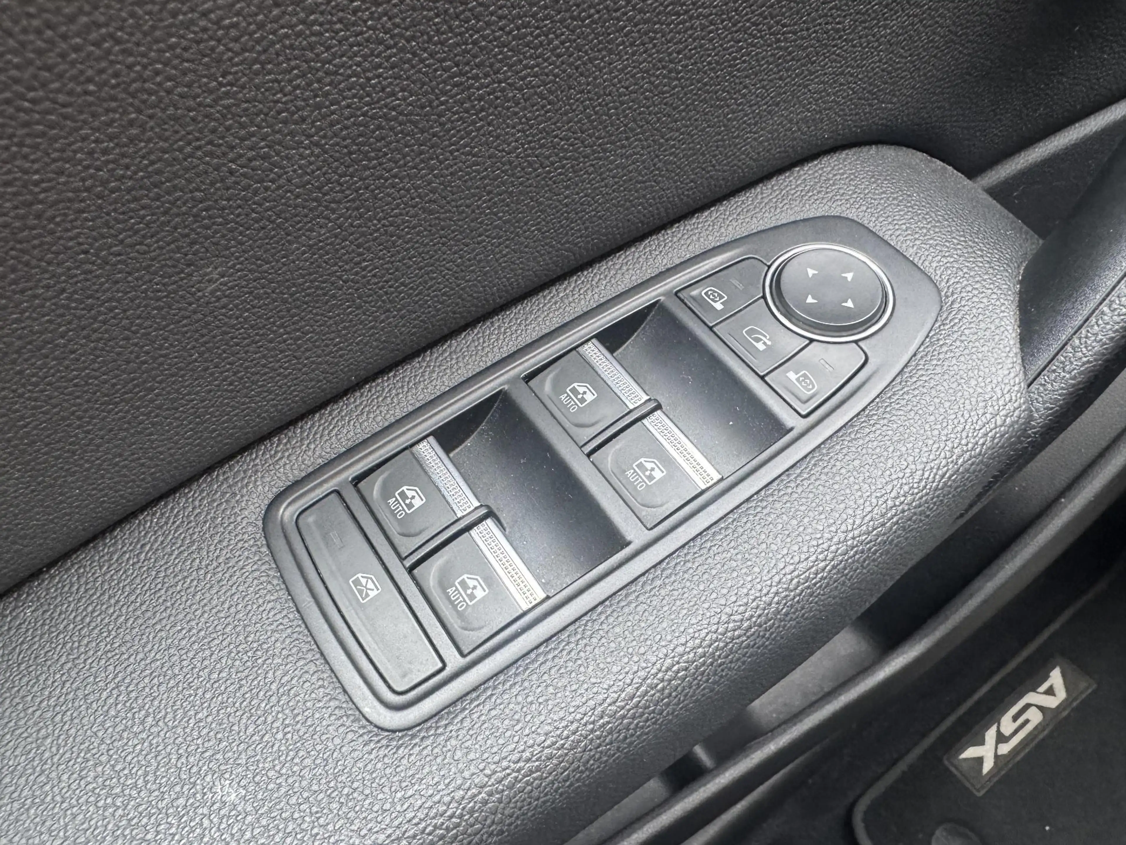 Mitsubishi ASX 1.6 HEV AT First Edition | Trekhaak | Stoelverwarm — photo 24