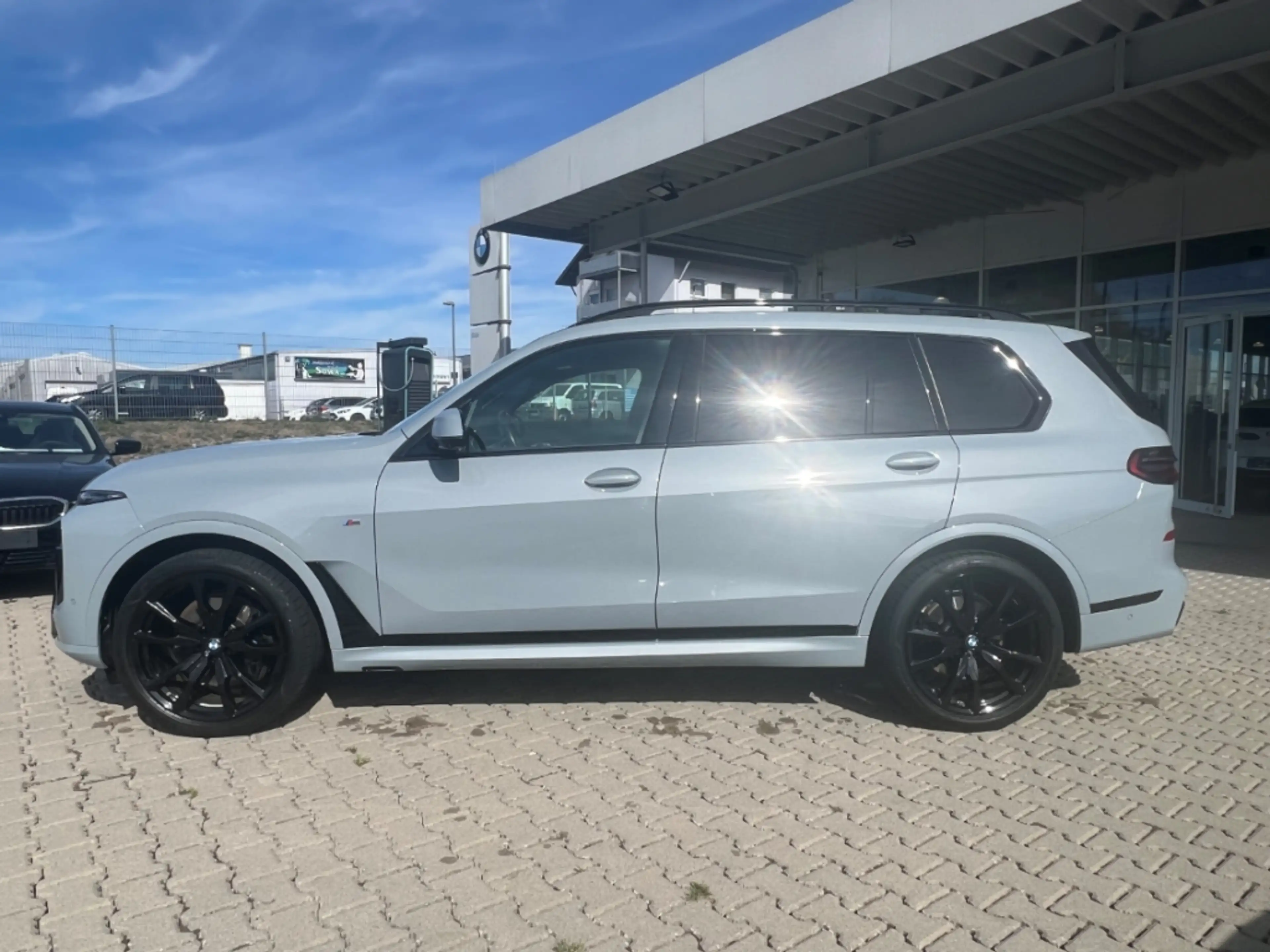 BMW X7 xDrive 40iA M-Sport Pro Sportpaket Luftfederung Ni — photo 4