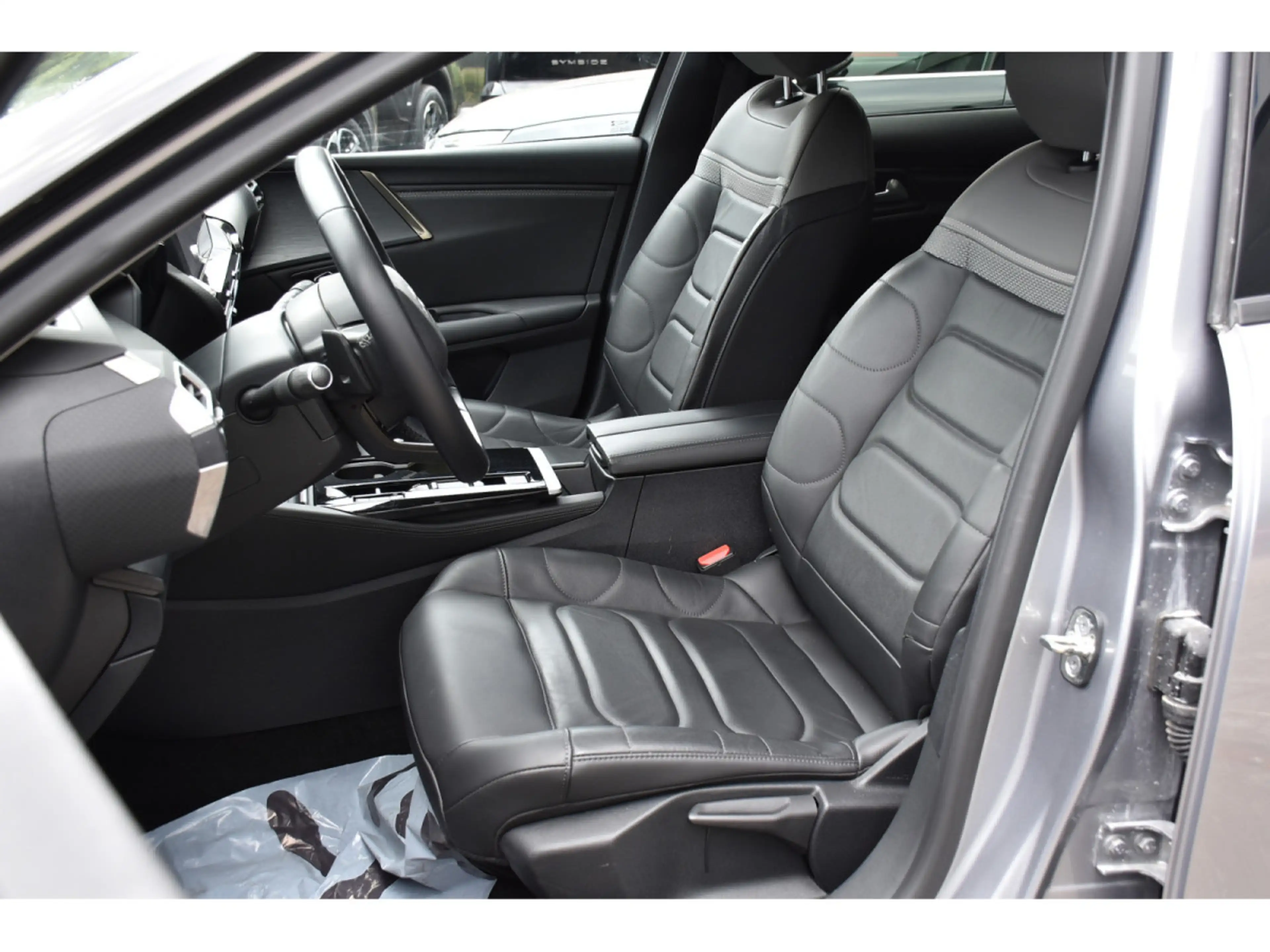 Citroen C5 X 1.2 130 PLUS EAT8 CUIR ACC HUD LANE 1° MAIN — photo 6