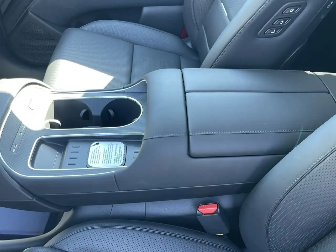 Hyundai PALISADE снимка Hyundai PALISADE