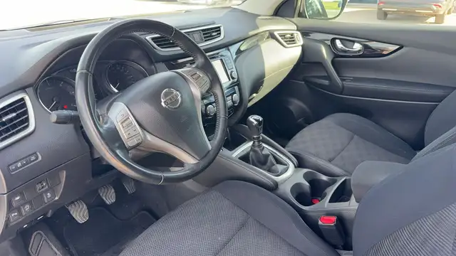 Nissan Qashqai view 8