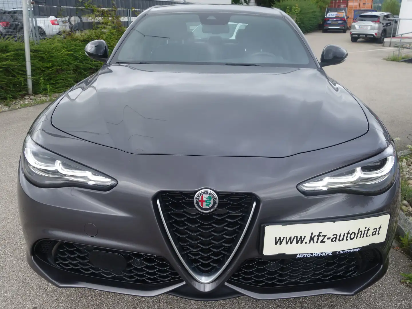 Alfa Romeo Giulia Ti 2,0 280 AT8 Q4***leasingfähig*** Grau - 2
