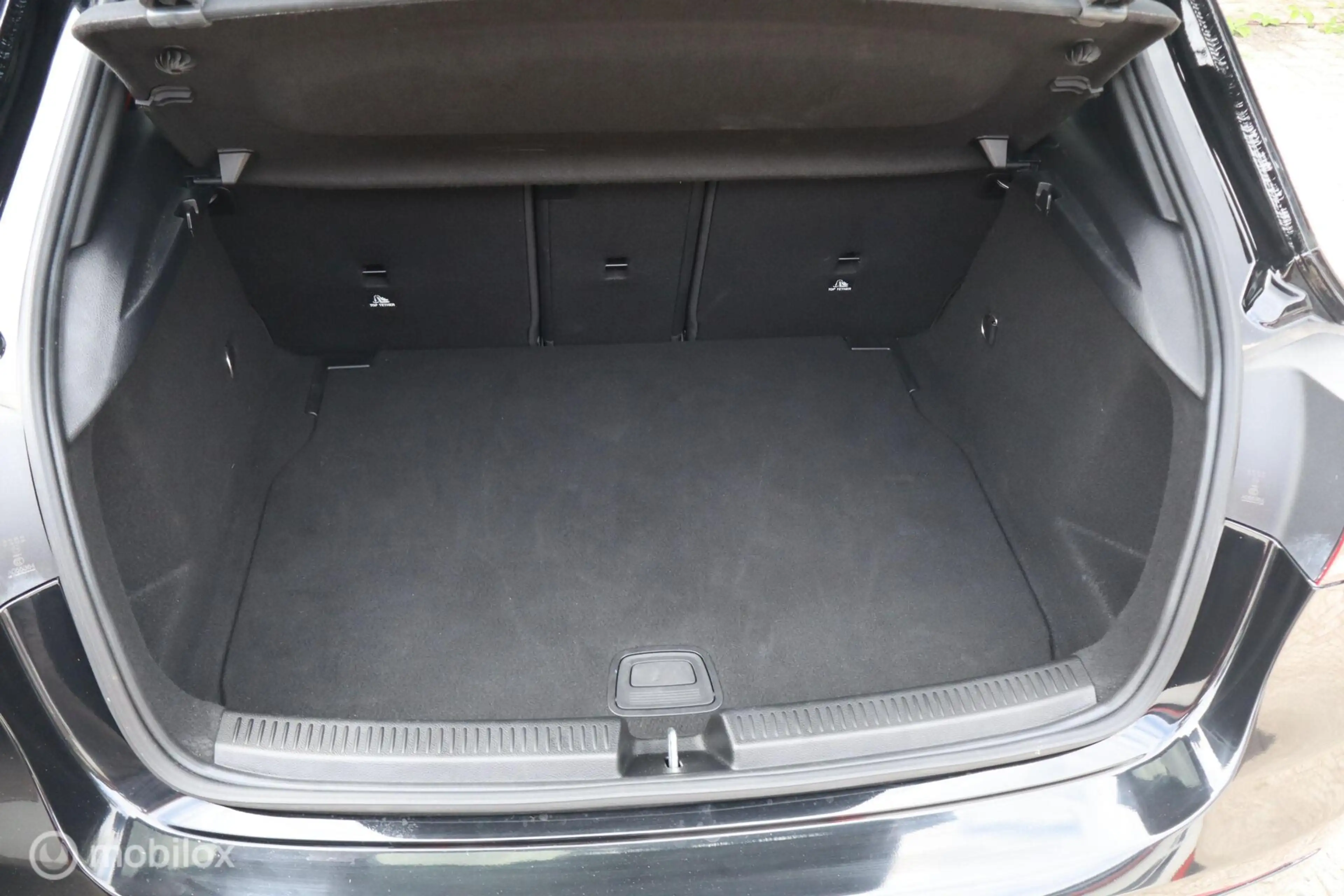 Mercedes-Benz A 45 AMG S 4MATIC+ — photo 11