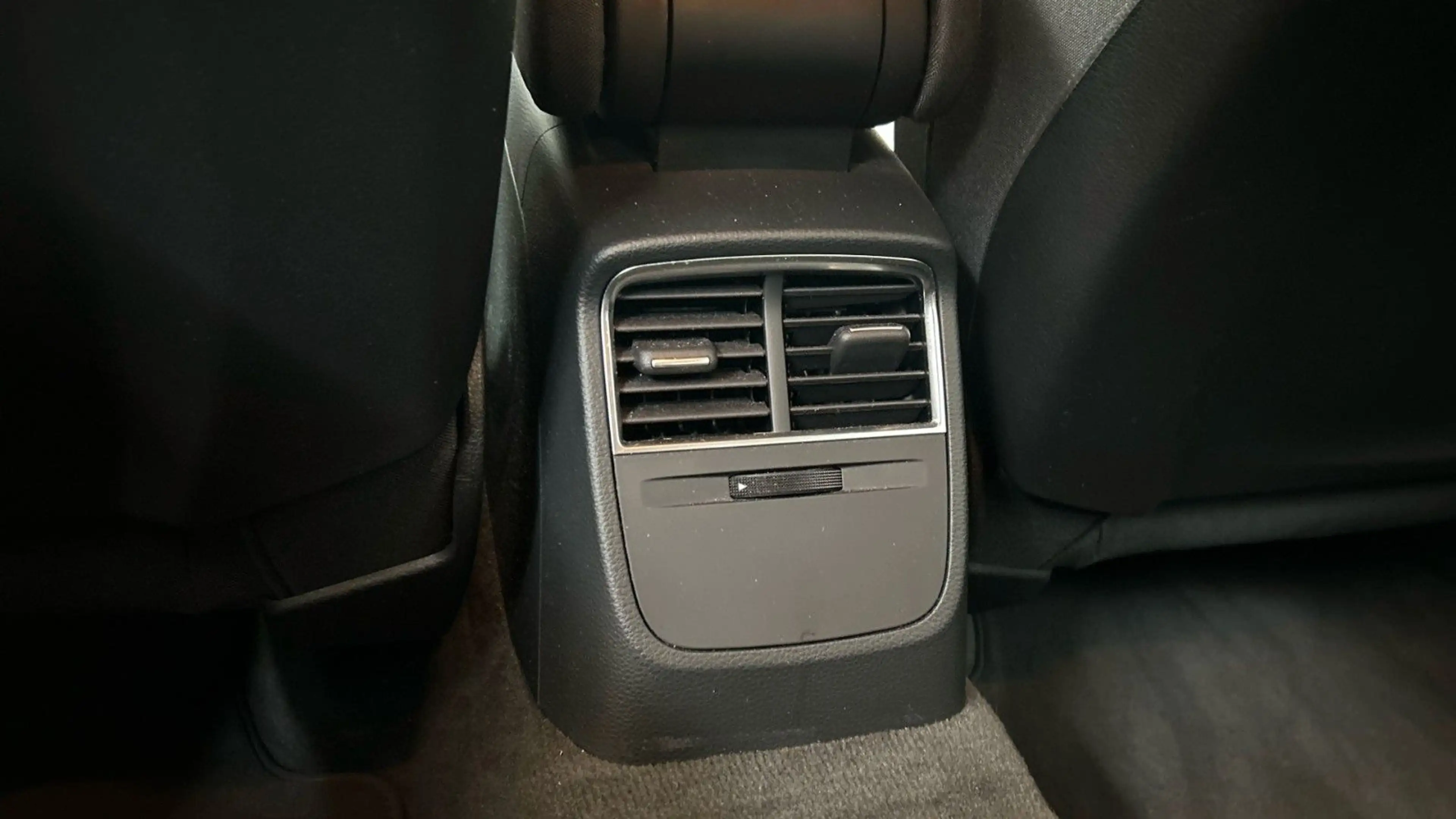 Audi A3 Sportback 40TFSI S line Sport LED SHZ LHZ ACC — photo 14
