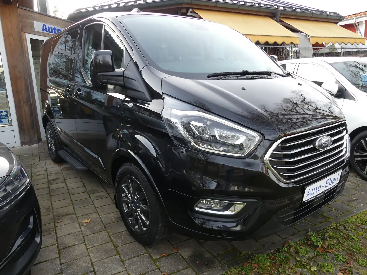 Ford Tourneo Custom 320 L1 Tourneo CustomTitanium X Schwarz - 2