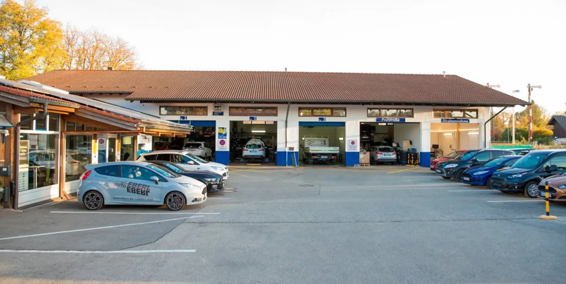 Ford Tourneo Custom 320 L1 Tourneo Titanium X Zwart - 2