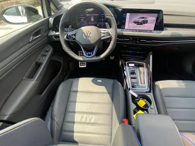 Volkswagen Golf view 10