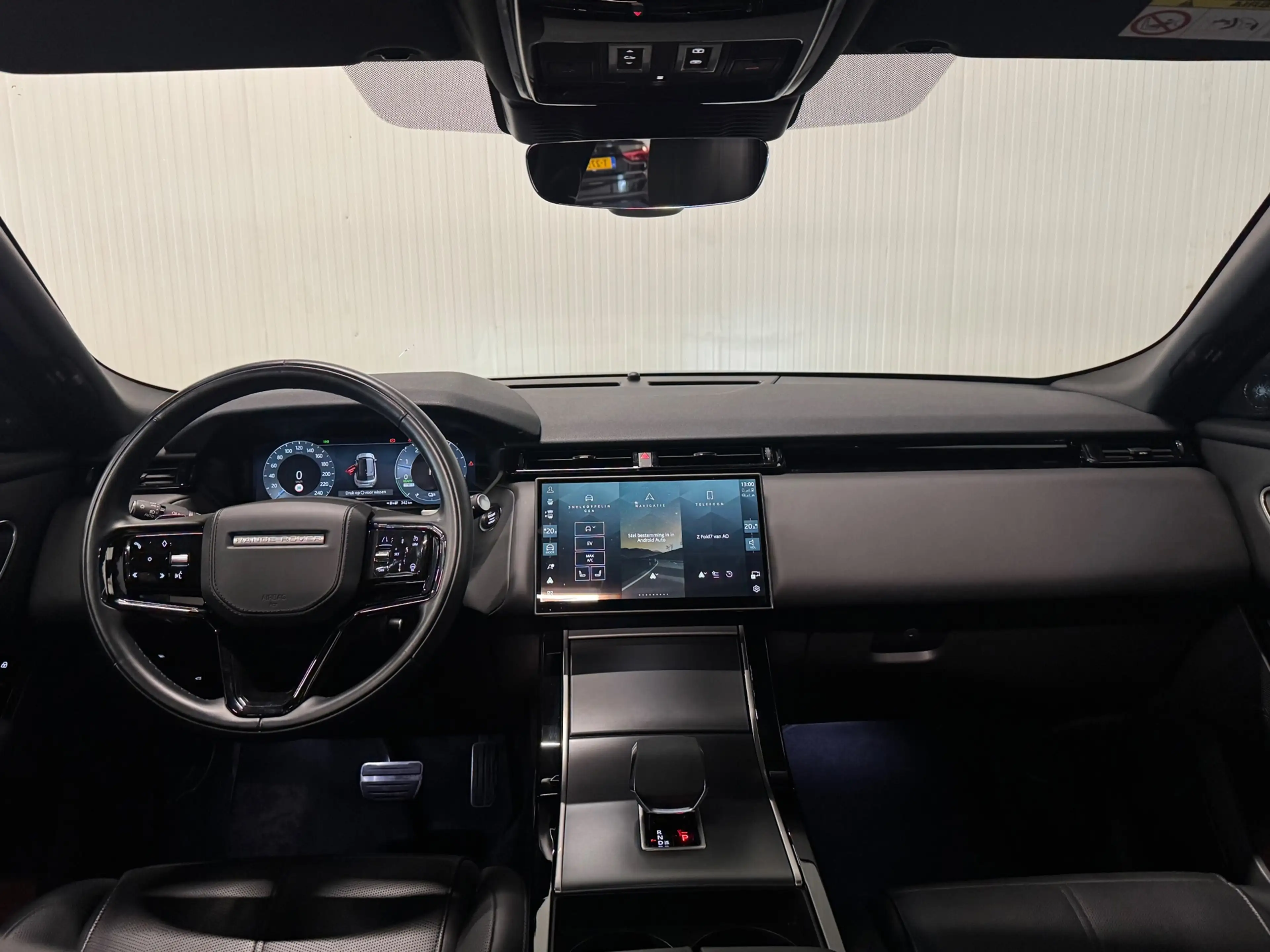 Land Rover Range Rover Velar 2.0 P400e R-Dynamic HSE | FACELIFT | PANO | 360 CA — photo 3